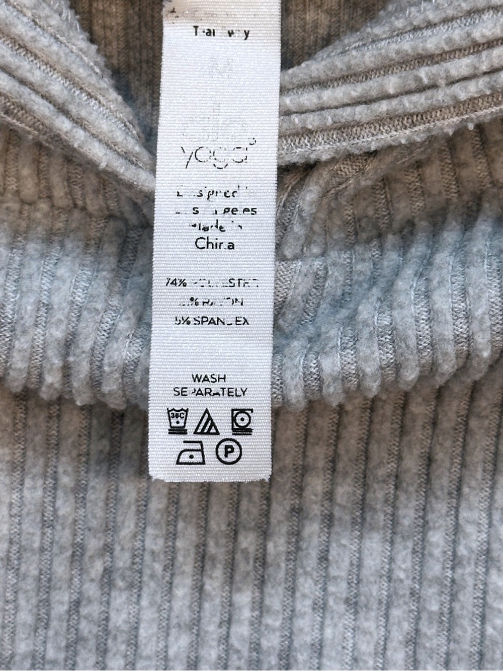 Alo Yoga Muse Ribbed Cropped Hoodie in Athletic Heather Grey Women’s Medium $118 - Picture 7 of 7